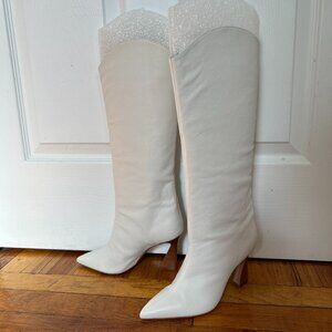 [NEW/NEVER WORN]  Schutz Maryana Pointed Toe Boot